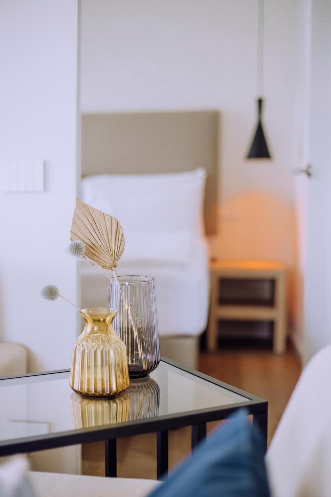 Ah Porticcioli Boutique Apartments San Felice del Benaco Bagian luar foto