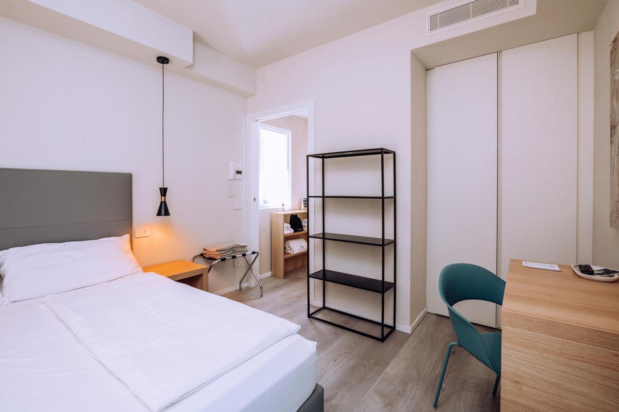 Ah Porticcioli Boutique Apartments San Felice del Benaco Bagian luar foto